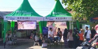 Tingkatkan UHC, BPJS Ketenagakerjaan Kediri Gelar Acara di Pasar Bandar