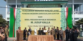 Wapres Jusuf Kalla Resmikan Menara Masjid Jami’ Gontor dan Gedung Pusat Studi Ekonomi Islam Unida
