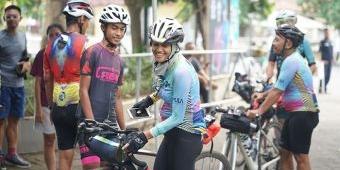 Ikuti Yogyakarta Ultra Cycling Challenge 1.200 Km, Bunda Fey Selesaikan Sepertiga Perjalanan