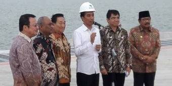 Jokowi Ingin Jadikan Pelabuhan Internasional Gresik Percontohan Bagi Daerah Lain