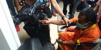 Nekat Maling Motor Saat Pagi Hari, Pria Asal Lumajang Ditangkap Lalu Diserahkan Warga ke Polisi