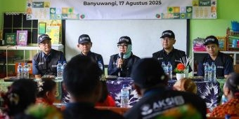 100 Karyawan Pupuk Indonesia Grup Gelar Program AKSI 2025 di Banyuwangi