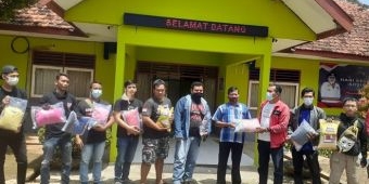 Eks Penderita Kusta di Tuban Terima Bantuan Baju Layak Pakai dan Sembako dari FBT