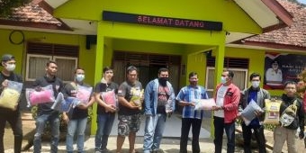 ​Eks Penderita Kusta di Tuban Terima Bantuan Baju Layak Pakai dan Sembako dari FBT