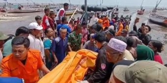 Perahu Nelayan Pasuruan Terbalik di Sidoarjo, 2 Tewas Dihantam Ombak Besar