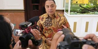 Wali Kota Surabaya Imbau Warga Kibarkan Merah Putih saat HUT RI, Bukan Bendera One Piece