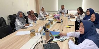 Kantah Kabupaten Pasuruan Ikuti Rapat Monev Ketatausahaan dengan Kanwil BPN Jatim