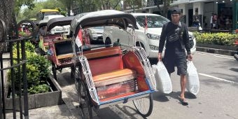 Sepi Penumpang, Tukang Becak Kayuh Malioboro Harap Bantuan Becak Listrik