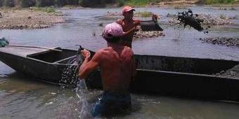 Penambang Liar Gunakan Diesel di Ngantru Tulungagung Dirazia, Penambang Tradisonal Ketiban Berkah