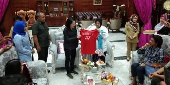 Dukung Pemkot Surabaya Bangun Museum Olahraga, Legenda Bulutangkis Sumbang Raket dan Jersey