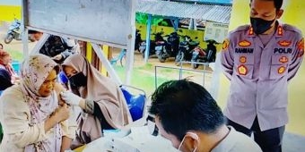 Kapolres Sumenep Tinjau Langsung Percepatan Vaksinasi di Tiga Kecamatan