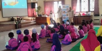 Kenalkan Jenis Ikan pada Anak Usia Dini, Dinas Perikanan Trenggalek Gelar Wisata Edukasi di BBI