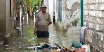 Banjir Rob Menerjang Pesisir Utara Tuban, Ratusan Rumah Warga Terendam