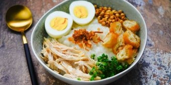 Comfort Food Untuk Sarapan: Resep Bubur Ayam Praktis, Gurih dan Lezat