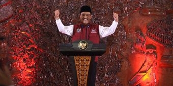 Dukung Pemasangan Stiker Miskin di Bojonegoro, Gus Ipul: Efektif Sadarkan Warga Mampu