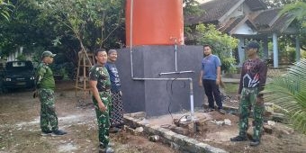 Satgas TMMD Ke-128 Bangun Toren Air, Warga Mojokopek Kini Nikmati Akses Air Lebih Mudah