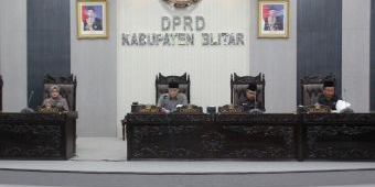 Bupati Blitar Sampaikan LKPJ 2022, DPRD segera Bentuk Pansus