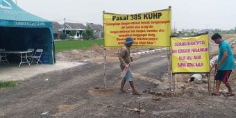 Merasa Ditipu Pengembang Properti, Petani di Sidoarjo Gelar Demo Tunggal