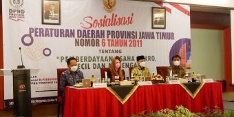Dukung PEN, Kadin Kediri Ajak UMKM Ikuti Sosialisasi Perda Nomor 6 Bersama Arumi Bachsin