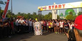 Diikuti Pelari Mancanegara, Baddrut Tamam Lepas Pamekasan Run 13 K 2019