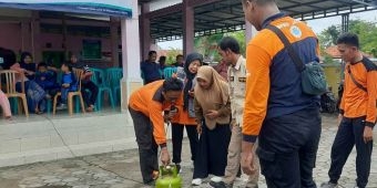 Mahasiswa Unira bersama FPRB dan FRPB Edukasi Masyarakat Konang Pamekasan