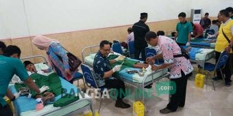 Peringati Maulid Nabi Muhammad, Polres, Lazisnu dan GP Ansor Jombang Gelar Khitanan Massal