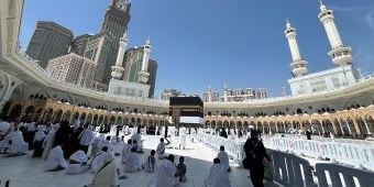 Pergantian Kiswah Ka'bah pada 1 Muharram Simbol Pembersihan Diri dan Semangat Baru Umat Islam