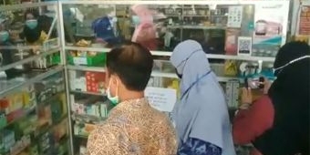 Sidak ke Apotek, Dinkes Kota Pasuruan Masih Temui Obat Sirup yang Dipajang