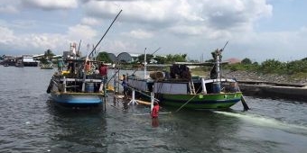 Kapal Bermuatan Ikan Tenggelam di Laut Probolinggo, 7 ABK Selamat