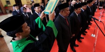 Mutasi Pejabat, Wali Kota Risma Ingatkan untuk Menjaga Amanat Masyarakat