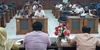 Raker dengan PPK Tol, Komisi III DPRD Situbondo Sebut Pembangunan di Desa Kalianget Salahi Aturan