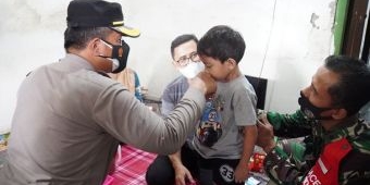 ​Kapolresta Sidoarjo Besuk Bocah dengan Penyakit Langka di Tanggulangin