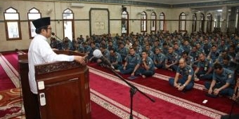 Prajurit Koarmada II Peringati Nuzulul Quran