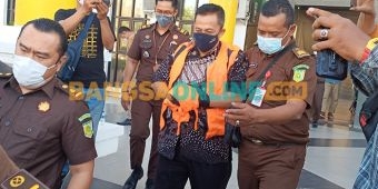 Diduga Korupsi APBDes Rp270 Juta, Kades Roomo Resmi jadi Tahanan Kejari Gresik