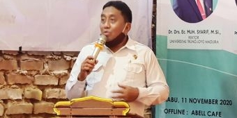 Rektor UTM Bangkalan Minta Mahasiswa Satu Suara Deklarasikan Provinsi Madura