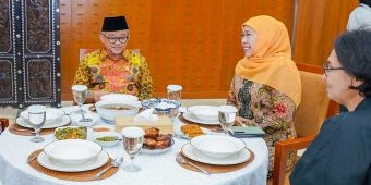 Sampaikan Usul Regulasi Medsos untuk Anak, Khofifah Silaturahmi dengan Mendikdasmen