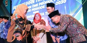 Gubernur Khofifah Kukuhkan Tim Penguatan dan Pengembangan Eko-Tren OPOP Jatim
