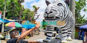 Patung Macan Putih Karya Mbah Suwari di Kediri Resmi Dapat Sertifikat HKI