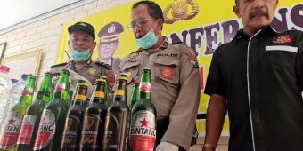 Oprasi Pekat, Polsek Krian Amankan Miras dan Judi Togel di Krian