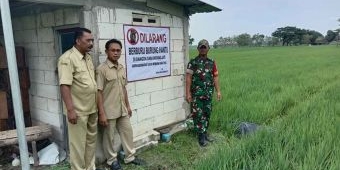 Dinilai Dapat Basmi Hama Tikus, Babinsa di Ngawi Pasang Poster Imbauan Perburuan Burung Hantu