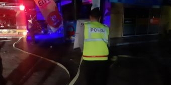 Konter Handphone di Srengat Blitar Terbakar, Pemilik Rugi Puluhan Juta