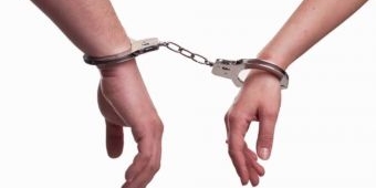 Ketua KONI Kota Probolinggo Bersama Istri yang Juga ASN Ditangkap Polisi Karena Sabu-Sabu