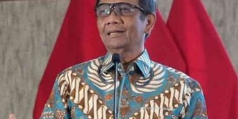 mahfud-md-dalam-haul-kiai-agung-rabah-pamekasan-semoga-berkontribusi-terhadap-kemajuan-indonesia