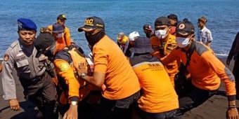 Pakai Celana Pendek, Mayat Santri Tenggelam di Laut Selatan Jember Ditemukan