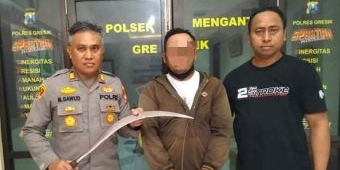 Pelaku Bacok Tetangga di Gresik yang Istrinya Disebut Tukang Gosip Akhirnya Menyerahkan Diri