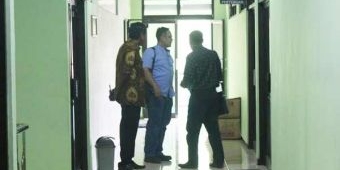 Limbah Bau Busuk dan Cemari Kali, DLH Lamongan Panggil Manajemen PT KTM