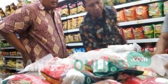 Sidak Mamin di Jombang, Petugas Amankan Makanan Tanpa Izin Edar