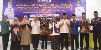 Peringati Hari Posyandu Nasional, Walkot Kediri Tinjau Posyandu 6 SPM di Ponpes Wali Barokah