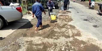 ​DPRD Gresik Desak Pertagas Bertanggung Jawab Kerusakan Jalan Mayjen Sungkono