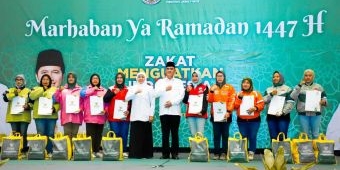 Sambut Ramadan 1447 H, Baznas Jatim Berbagi Kebahagiaan Bersama Ratusan Bunda Ojol